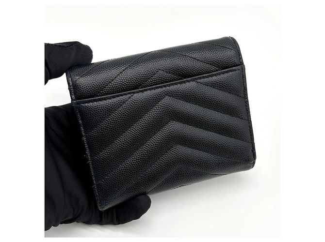 Saint Laurent Portafoglio Compatto Monogram Matelassé Nero - vista 17