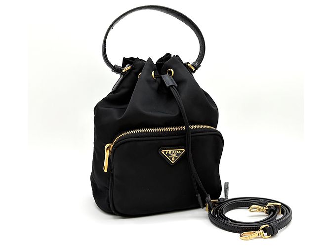 Prada Borsa bucket in nylon con logo triangolo nero - vista 7