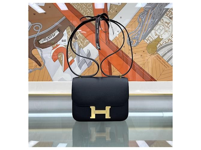 Hermès Constances Mini Epsom Nero con Stampatura Oro - vista 2