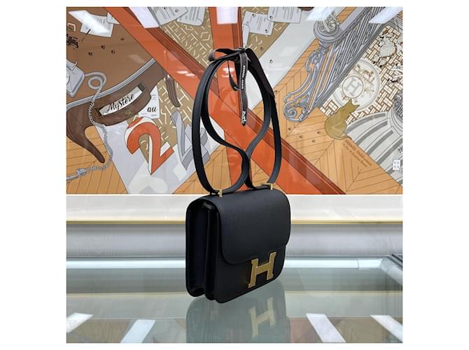 Hermès Constances Mini Epsom Nero con Stampatura Oro - vista 5