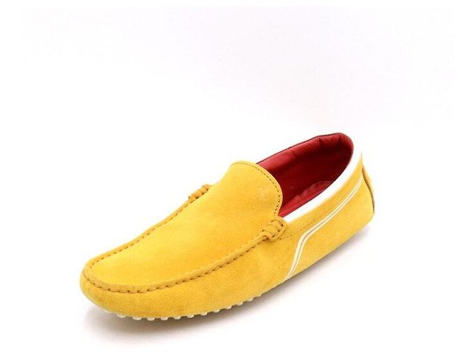 Tod's Mocassini da guida da uomo in scamosciato giallo - vista 2