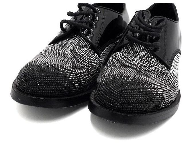 Jimmy Choo Mocassini Oxford stringati con borchie in vernice nera Nero - vista 5