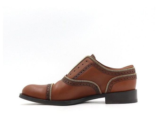 Louis Vuitton Mocassini Oxford in pelle marrone da donna - vista 4