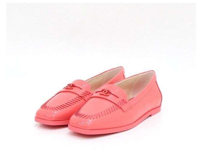 Chanel Mocassini CC in vernice rosa da donna - vista 3