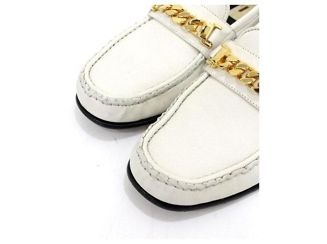 Gucci Mocassini da donna in pelle bianca con catena Bianco - vista 5