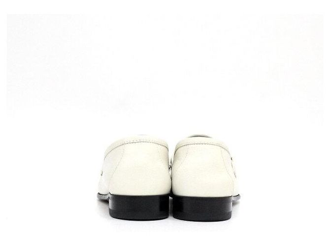 Gucci Mocassini da donna in pelle bianca con catena Bianco - vista 7