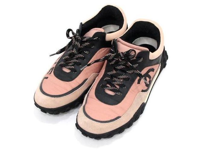 Chanel Sneakers Cruise da donna - vista 3