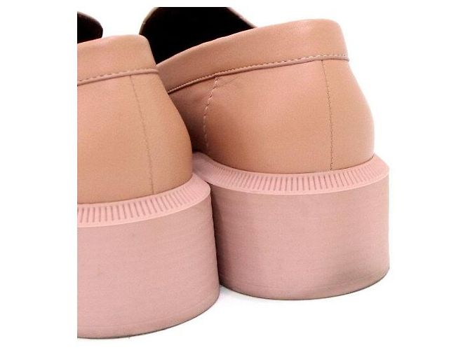 Chanel Mocassini da donna in pelle rosa trapuntata con logo CC e chiusura a vite in tono oro - vista 8