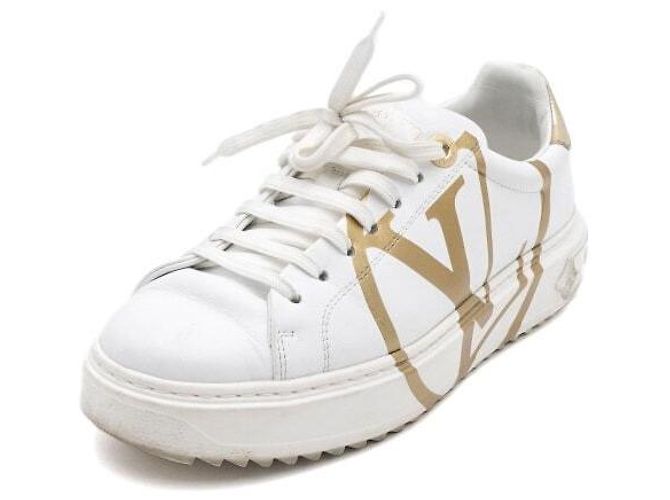 Louis Vuitton Sneaker Timeout da donna in pelle bianca con logo a cerchio dorato Bianco - vista 2