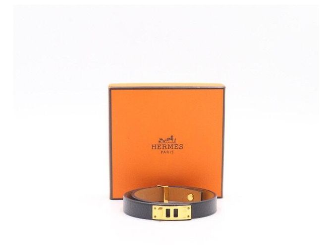 Hermès Pulseira de couro para mulher com fivela mini cão em ouro Preto - vista 6