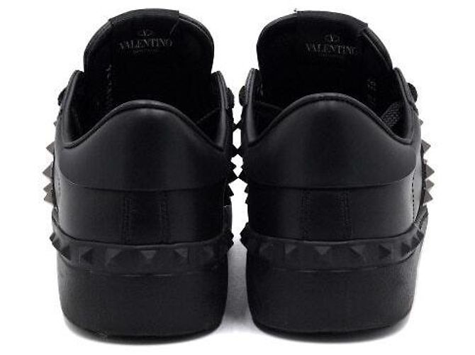 Valentino Sneakers Untitled da donna in pelle nera con Rockstud - vista 7