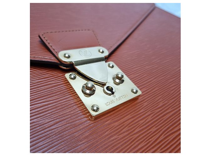 Louis Vuitton Serviette Epi Marron - vue 19