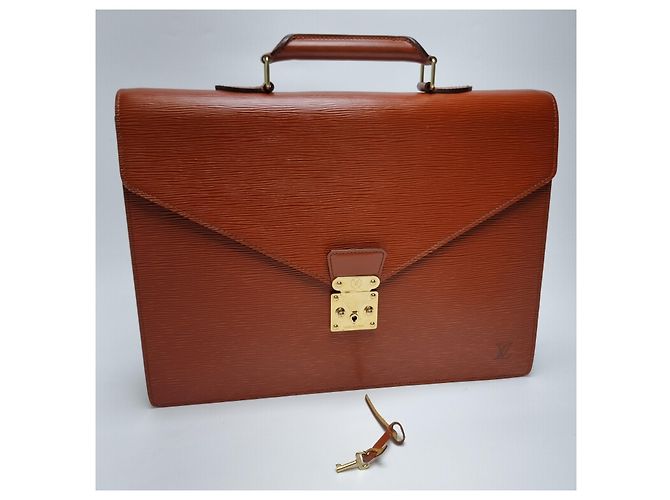 Louis Vuitton Serviette Epi Marron - vue 4
