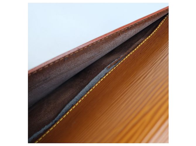 Louis Vuitton Valigetta Camel (Premium, Unisex) Marrone - vista 20