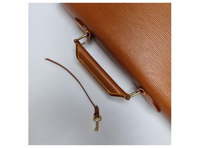Louis Vuitton Valigetta Camel (Premium, Unisex) Marrone - vista 9