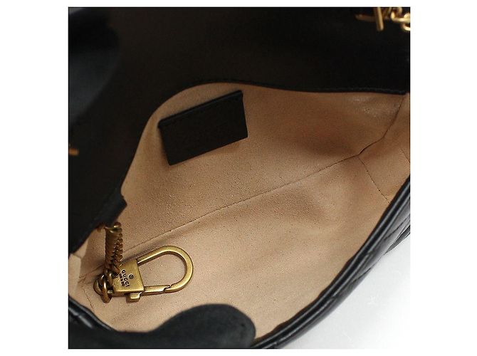 Gucci Borsa a tracolla Super Mini GG Marmont trapuntata nera Nero - vista 11