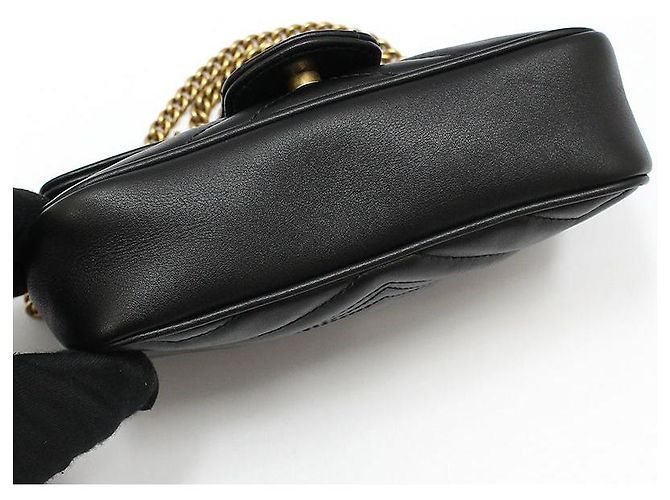 Gucci Borsa a tracolla Super Mini GG Marmont trapuntata nera Nero - vista 5