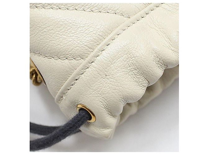 Gucci Borsa a tracolla mini bucket rotonda GG Marmont Bianco - vista 9