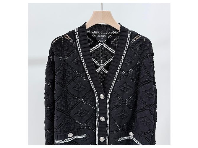Chanel Strickjacke aus Kaschmir für Damen schwarz - Ansicht 2