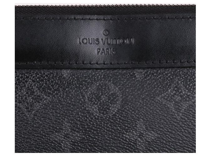 Louis Vuitton Pochette Discovery Black Large Clutch Bag Nero - vista 2