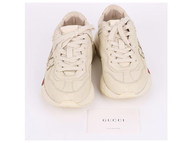 Gucci Sneakers Rhyton con logo Side Three Stripe Bianco - vista 11