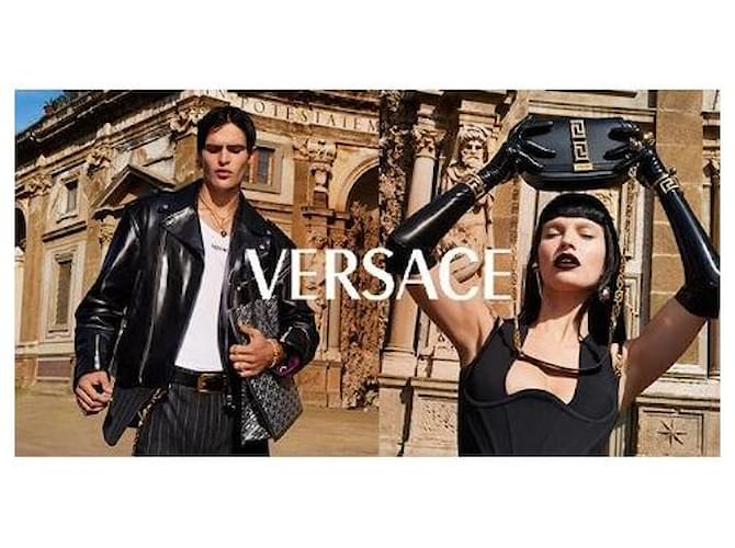 Versace Oversized T-Shirt mit Logo Schwarz - Ansicht 5