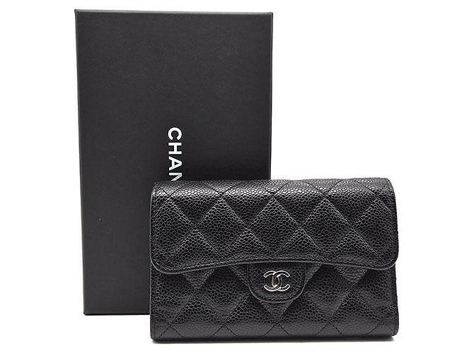 Chanel Portafoglio Medium Caviar Nero - vista 8