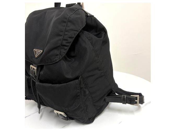 Prada Zaino in Nylon Triangle Logo Medium Nero - vista 8