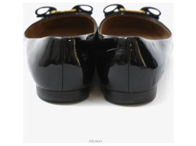 Salvatore Ferragamo Mocassini in vernice con fiocco nero - vista 4
