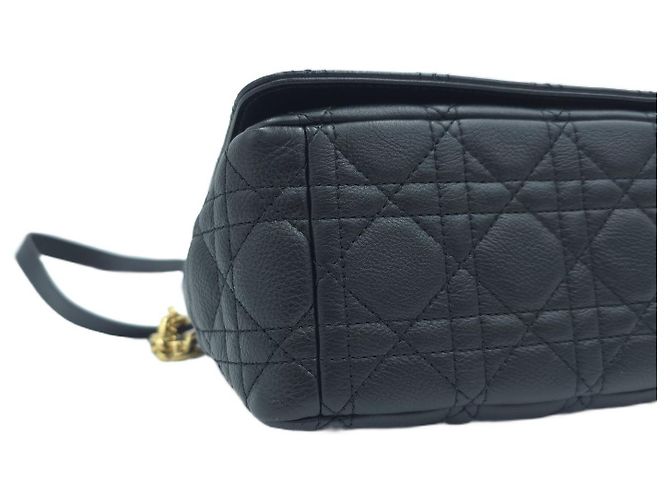 Dior Borsa a tracolla e crossbody Caro Medium Cannage in pelle nera Nero - vista 16