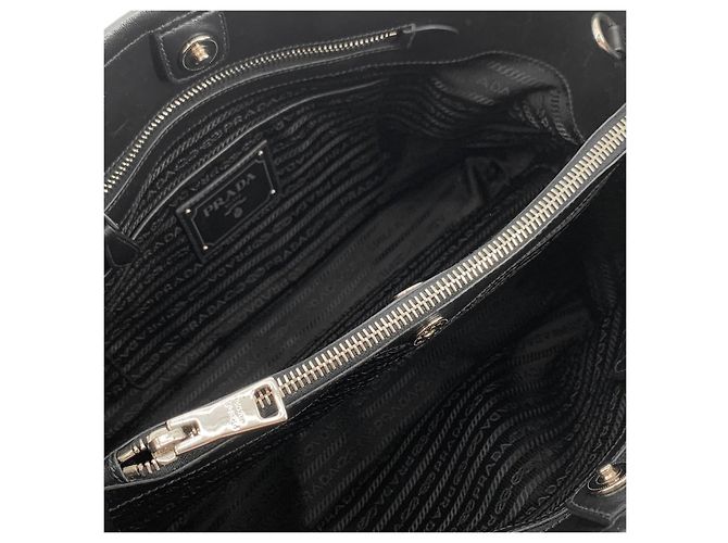 Prada Borsa Tote e Borsa a Spalla in Nylon Pocono Argento Nero - vista 7