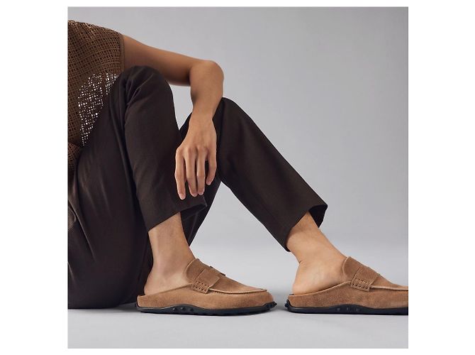 Hermès Mule e pantofole in scamosciato Beige Marrone - vista 10