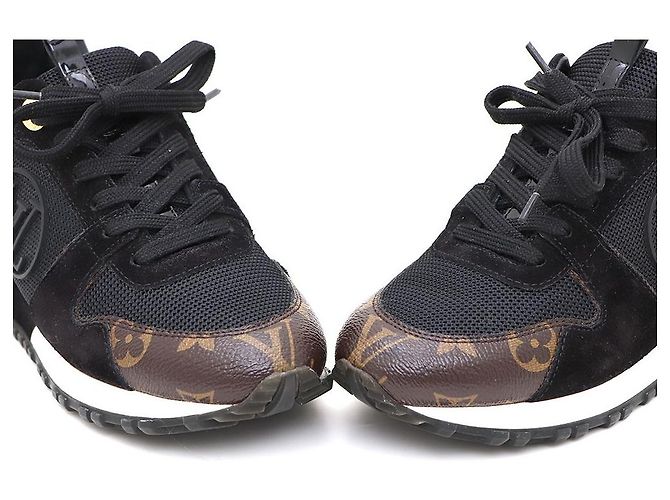 Louis Vuitton Sneakers Runaway da donna Black Monogram Nero - vista 6