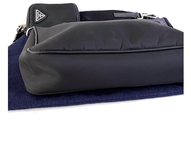 Prada Borsa a tracolla e messenger bag in nylon nero - vista 7