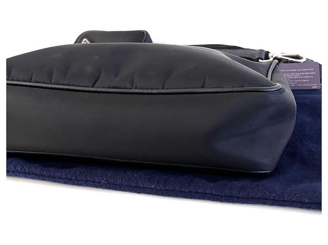 Prada Borsa a tracolla e messenger bag in nylon nero - vista 8