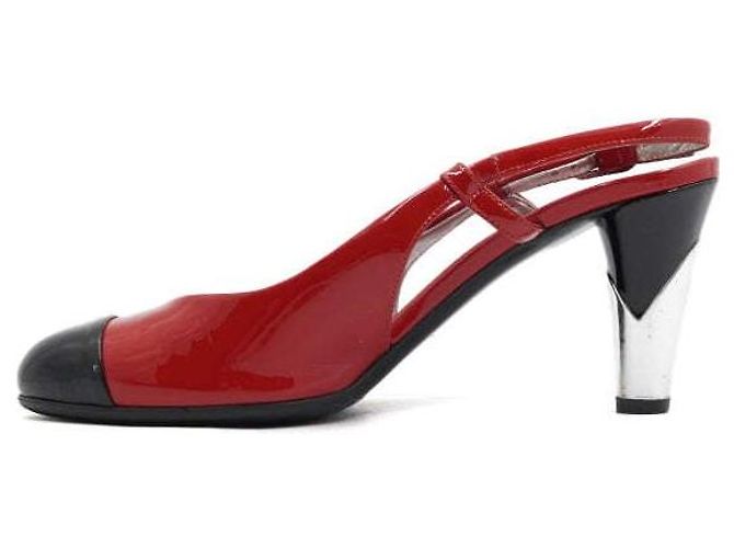 Chanel Escarpin slingback à talon en cuir verni rouge et noir - vue 4