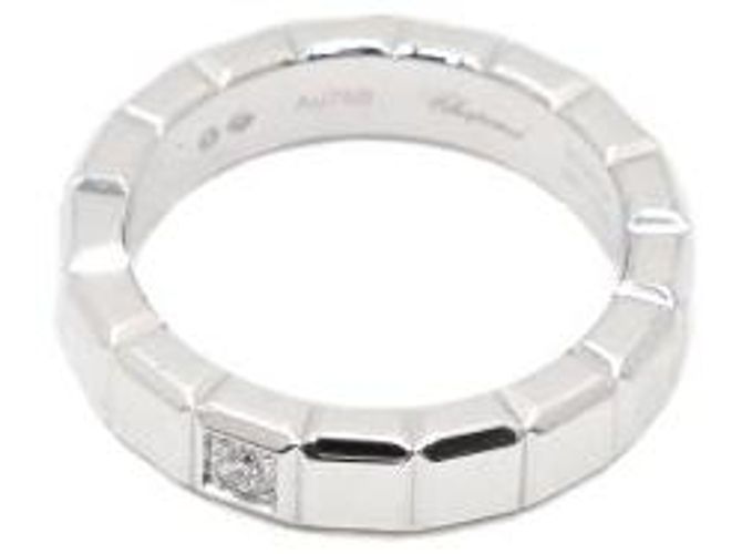 Chopard Anello Ice Cube Medium in Oro Bianco e Diamanti Carat Argento - vista 2