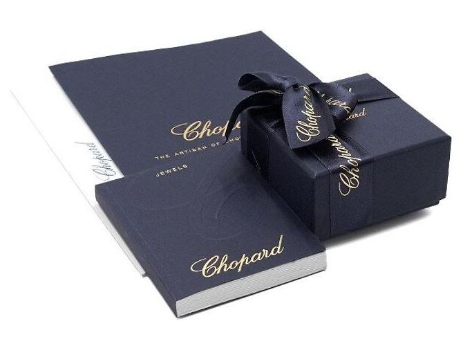 Chopard Anello Ice Cube Medium in Oro Bianco e Diamanti Carat Argento - vista 7