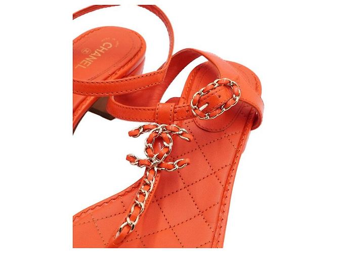 Chanel Sandali da donna in pelle di capra Classic Goatskin CC Chain Logo Arancione - vista 5