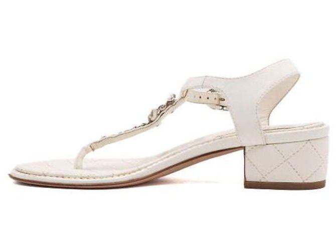 Chanel Sandali da donna in pelle di capra classica bianca con tracolla con logo CC e catena Bianco - vista 4