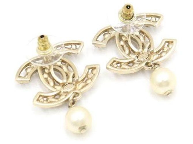 Chanel Orecchini pendenti con perla e logo CC in cristallo dorato Season Multicolore - vista 3