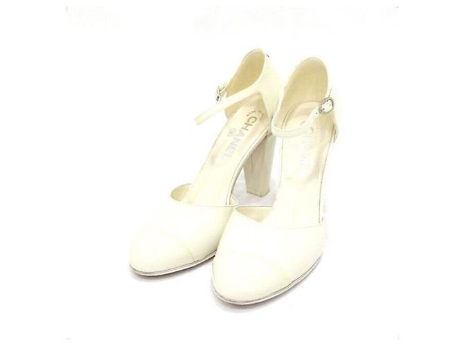 Chanel Ivory Patent Strap Damenschuhe Weiß - Ansicht 3
