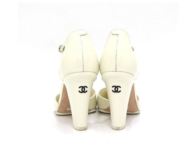 Chanel Ivory Patent Strap Damenschuhe Weiß - Ansicht 6