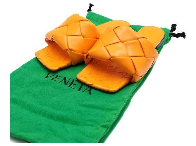 Bottega Veneta Sandali piatti da donna in agnello Intrecciato arancione - vista 7
