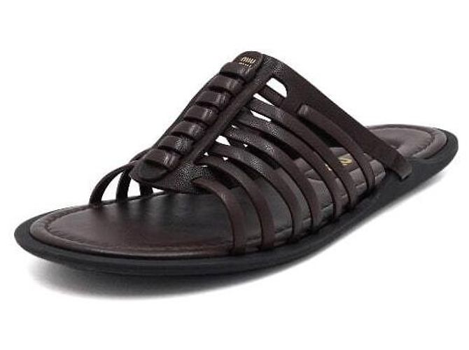 Miu Miu Sandali e ciabatte in pelle Napa marrone da donna - vista 2