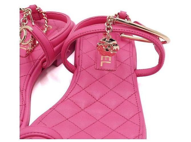 Chanel Sandali piatti trapuntati Hot Pink Gold CC da donna Rosa - vista 7