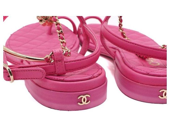 Chanel Sandali piatti trapuntati Hot Pink Gold CC da donna Rosa - vista 9