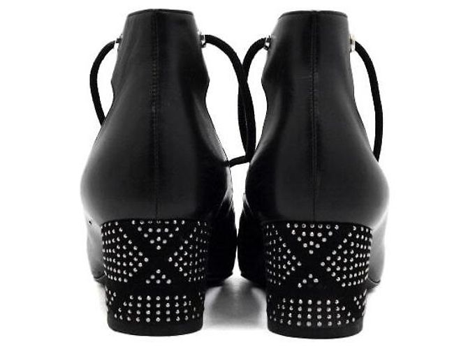 Dior Décolleté con cinturino da donna in pelle nera con borchie argentate Nero - vista 7