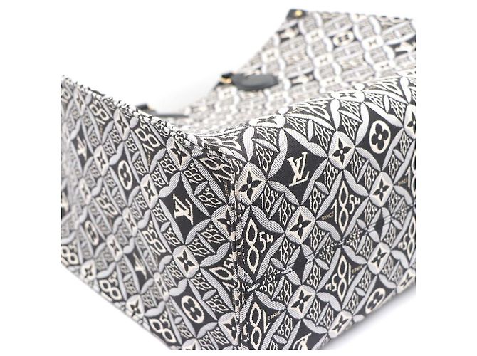 Louis Vuitton Borsa Tote e Borsa a Spalla OnTheGo GM Bianco - vista 6