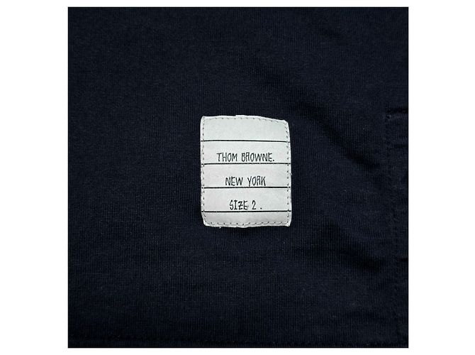 Thom Browne Kurzärmeliges T-Shirt mit Streifen und Tasche Blau - Ansicht 4